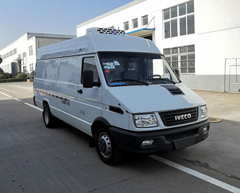 依維柯長軸距國六冷藏車圖片